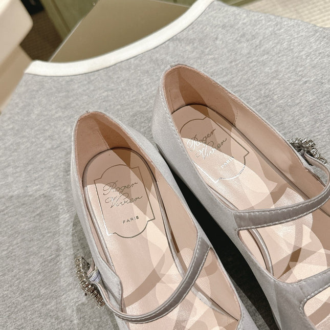 TRÈS VIVIER MARY JANE DOUBLE-STRAP IN SILVER SILK