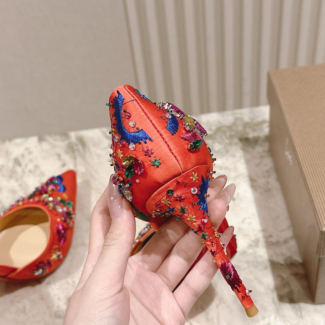 COLORFUL EMBROIDERED IRIZA PUMPS 105MM IN CORAL SATIN