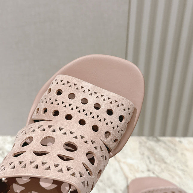 ALAIA HIGH HEEL CHUNKY TWO-STRAP 25S IN PINK BEIGE SUEDE