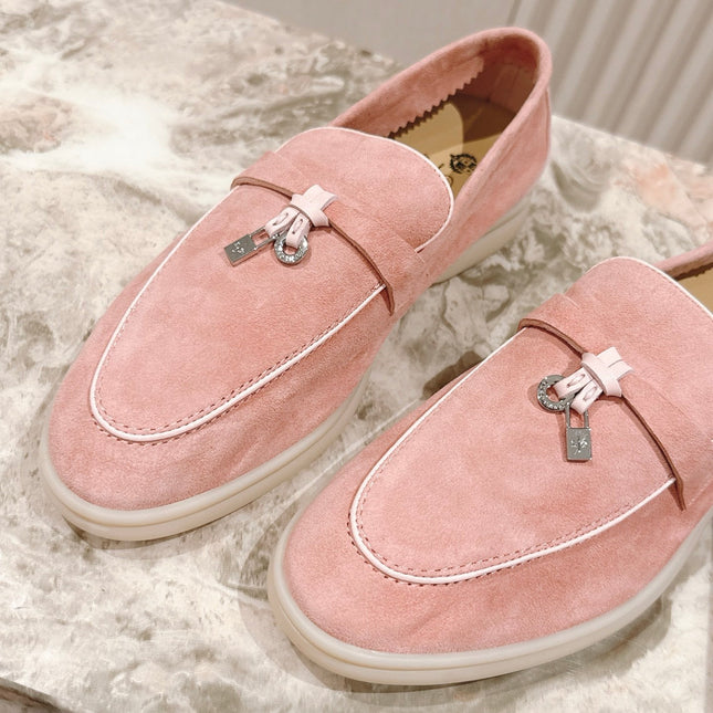 LP LOAFERS 25S IN LIGHT PINK SUEDE WITH SILVER HARDWARE