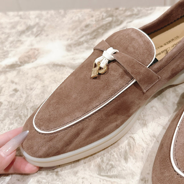LP LOAFERS 25S IN LIGHT BROWN SUEDE WITH SILVER HARDWARE