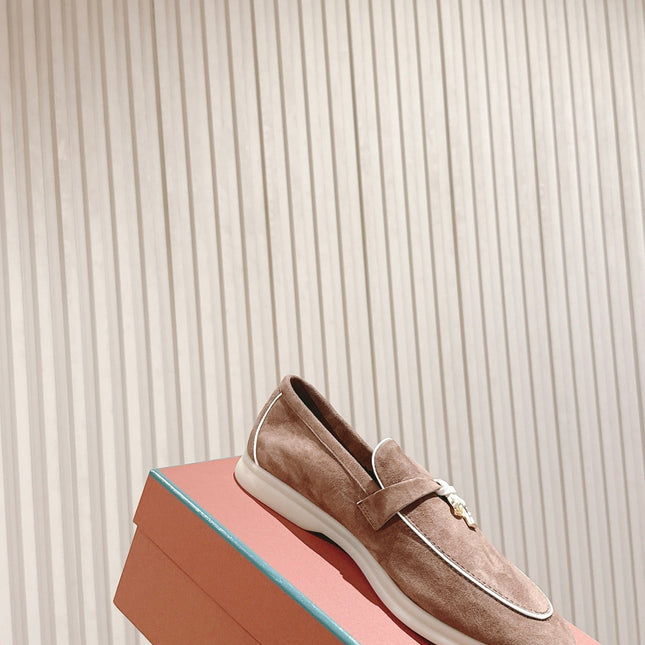 LP LOAFERS 25S IN LIGHT BROWN SUEDE WITH SILVER HARDWARE