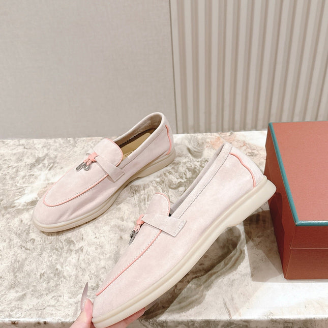 LP LOAFERS 25S IN SOFT BEIGE SUEDE WITH SILVER HARDWARE