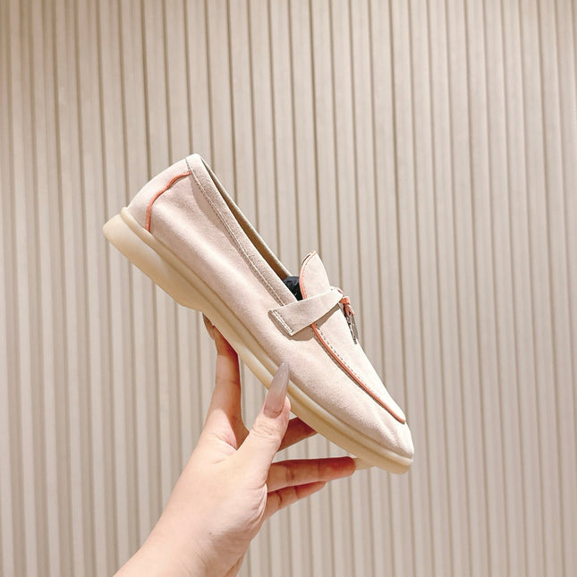 LP LOAFERS 25S IN SOFT BEIGE SUEDE WITH SILVER HARDWARE