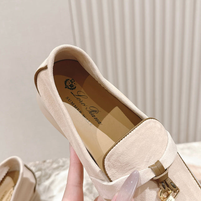 LP LOAFERS 25S IN CHAMPAGNE BEIGE SUEDE WITH SILVER HARDWARE