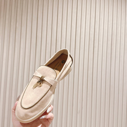 LP LOAFERS 25S IN CHAMPAGNE BEIGE SUEDE WITH SILVER HARDWARE