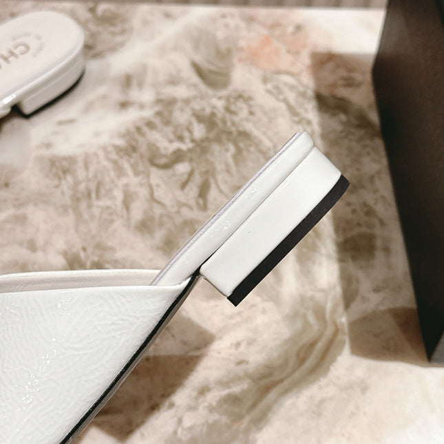 CC FLAT MULES 25S IN WHITE PATENT LEATHER