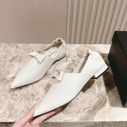 CC FLATS 25S IN WHITE PATENT LEATHER