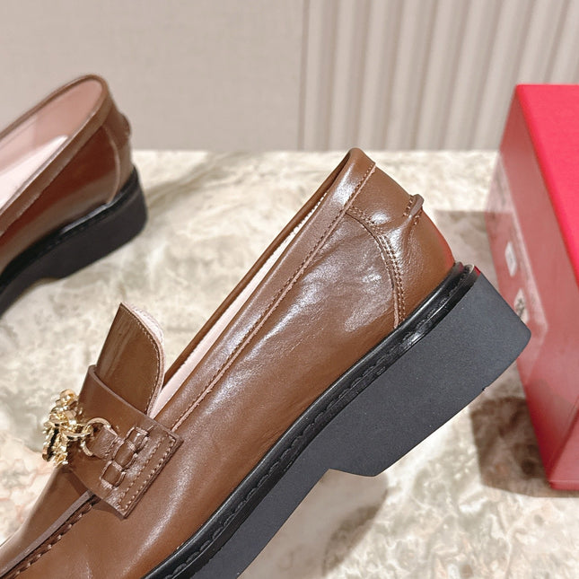 ROGER VIVIER 25S RANGERS CHAIN LOAFER IN DARK BROWN CALFSKIN