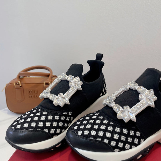 VIV' RUN SNEAKERS IN BLACK AND WHITE TECHNICAL FABRICS TRASS BUCKLE