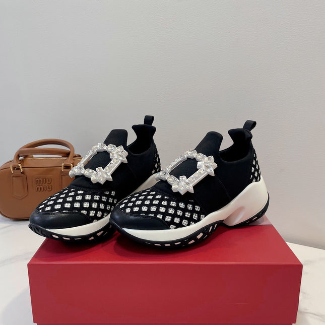VIV' RUN SNEAKERS IN BLACK AND WHITE TECHNICAL FABRICS TRASS BUCKLE
