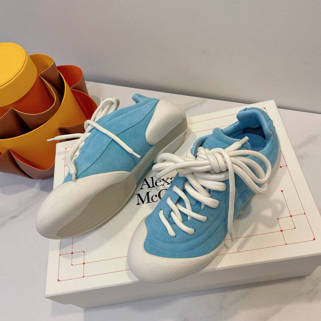 FLEXION SNEAKER IN LIGHT BLUE SUEDE WITH WHITE TOE