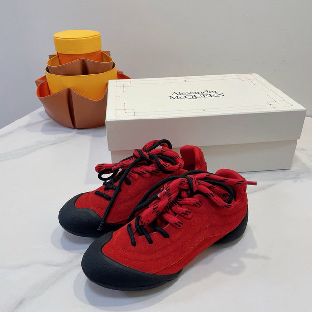 FLEXION SNEAKER IN RED SUEDE WITH BLACK TOE