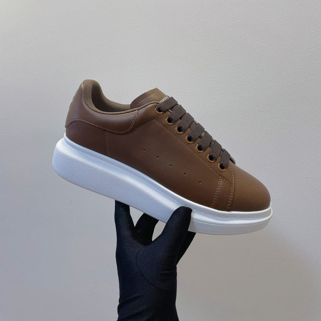 OVERSIZED SNEAKERS IN BROWN SMOOTH CALFSKIN