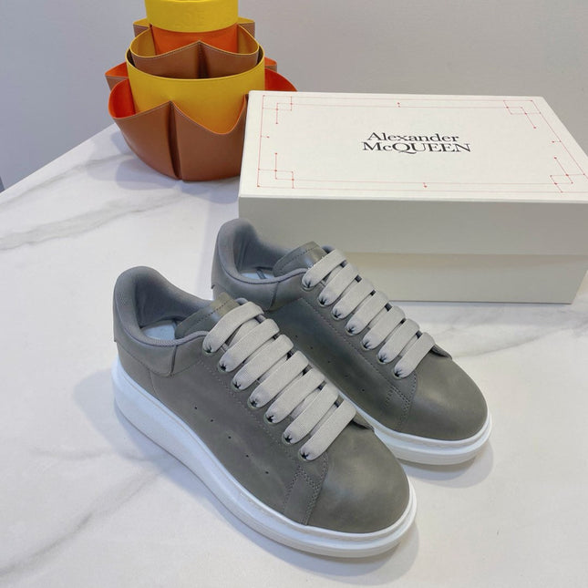 OVERSIZED SNEAKERS IN GUN GREY SMOOTH CALFSKIN