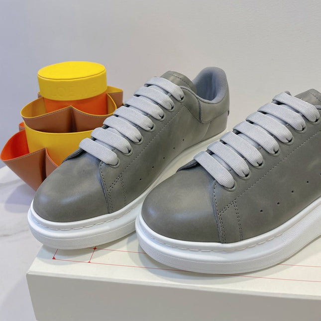 OVERSIZED SNEAKERS IN GUN GREY SMOOTH CALFSKIN