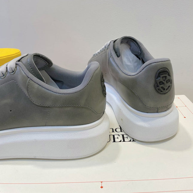 OVERSIZED SNEAKERS IN GUN GREY SMOOTH CALFSKIN