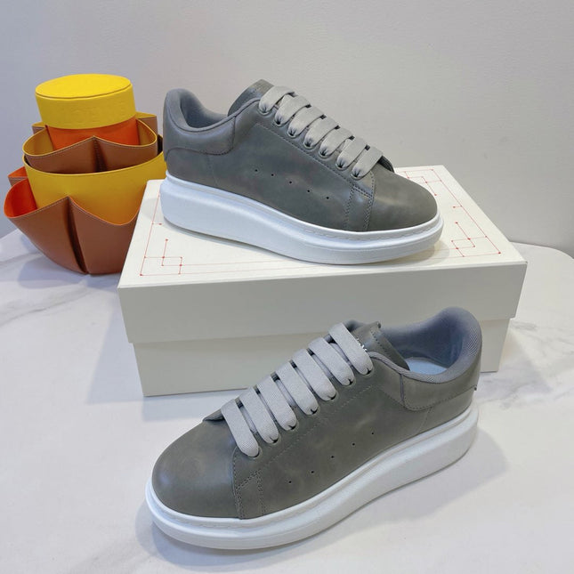 OVERSIZED SNEAKERS IN GUN GREY SMOOTH CALFSKIN