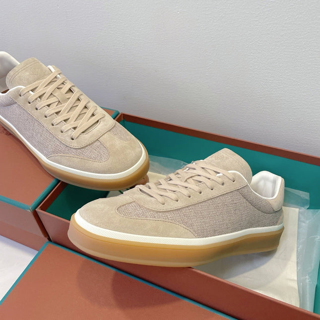 SNEAKERS IN LIGHT BEIGE SUEDE WITH CANVAS