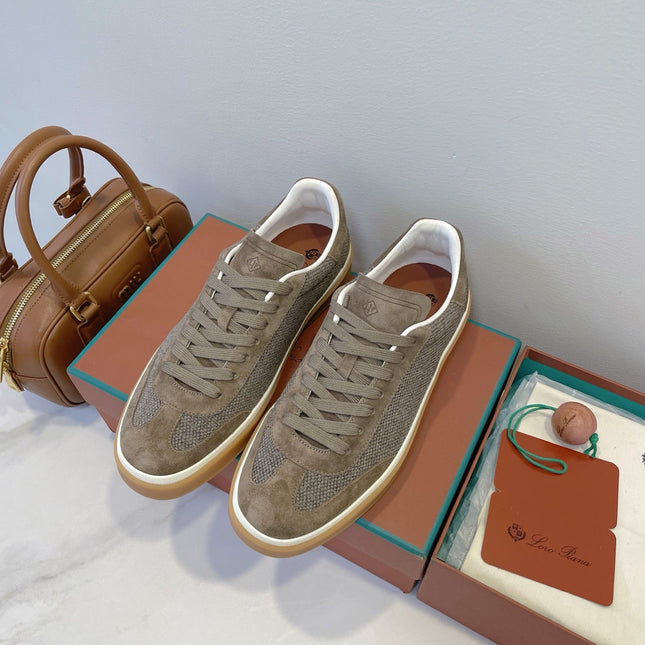 SNEAKERS IN MOSS SUEDE WITH CANVAS