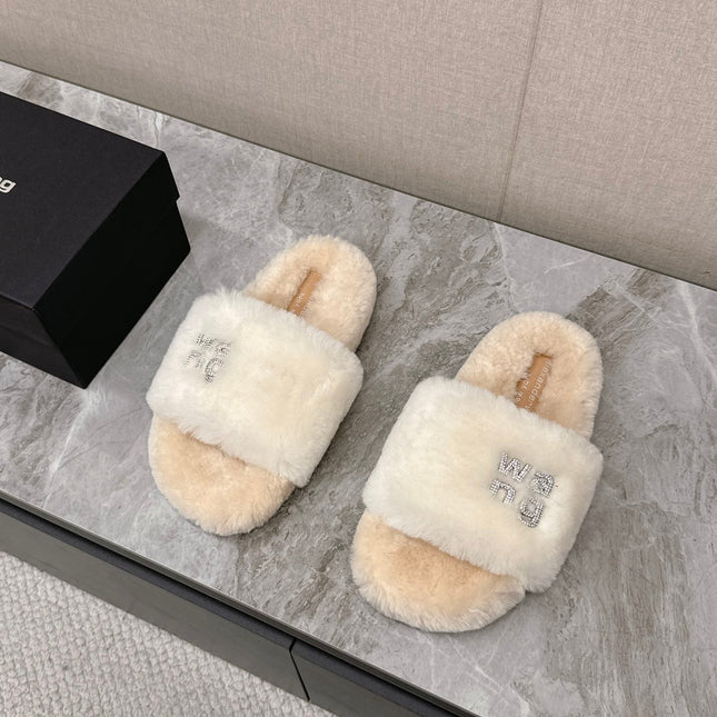 THICK-SOLED SLIPPERS IN WHITE MIX BISQUE BEIGE FLEECE