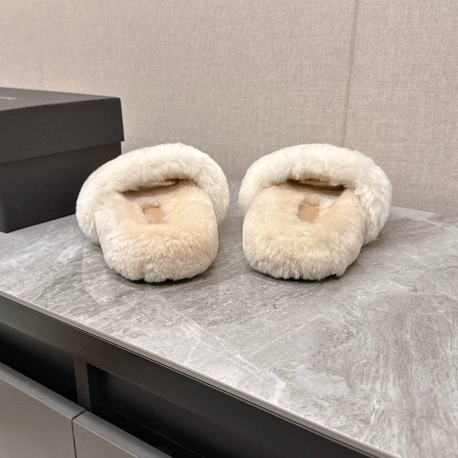 THICK-SOLED SLIPPERS IN WHITE MIX BISQUE BEIGE FLEECE