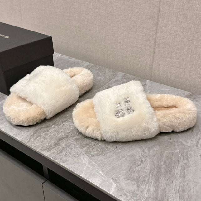 THICK-SOLED SLIPPERS IN WHITE MIX BISQUE BEIGE FLEECE