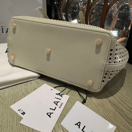 NEO MINA 32 BAG IN CHINO VIENNE CALFSKIN