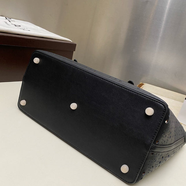 MINA 32 BAG IN BLACK VIENNA WAVE CALFSKIN