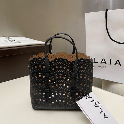 MINA 16 BAG IN BLACK VIENNA WAVE CALFSKIN