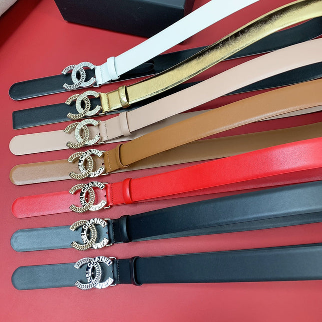 CC MEDIUM 30 MM BELT CHERRY RED CALFSKIN GOLD HARDWARE WITH LETTER