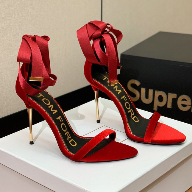 ANKLE SANDAL 10 CM IN RUBY RED VELVET AND SILK