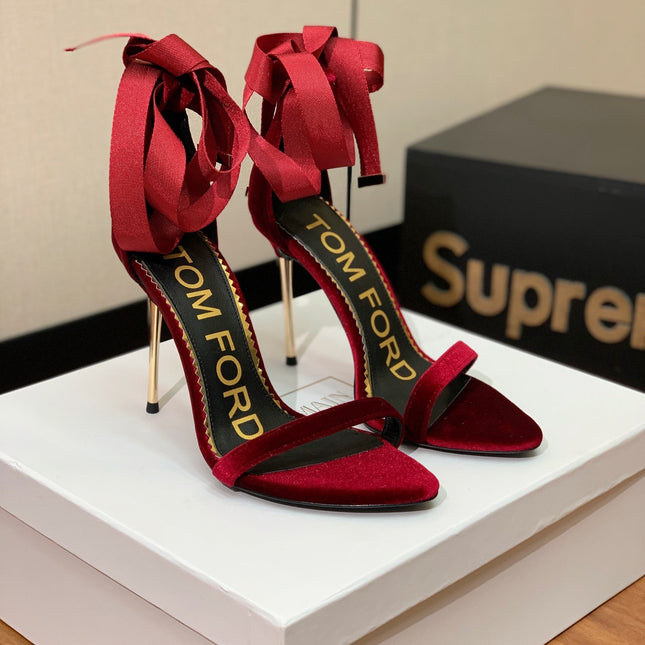 ANKLE SANDAL 10 CM IN CRIMSON RED VELVET AND SILK