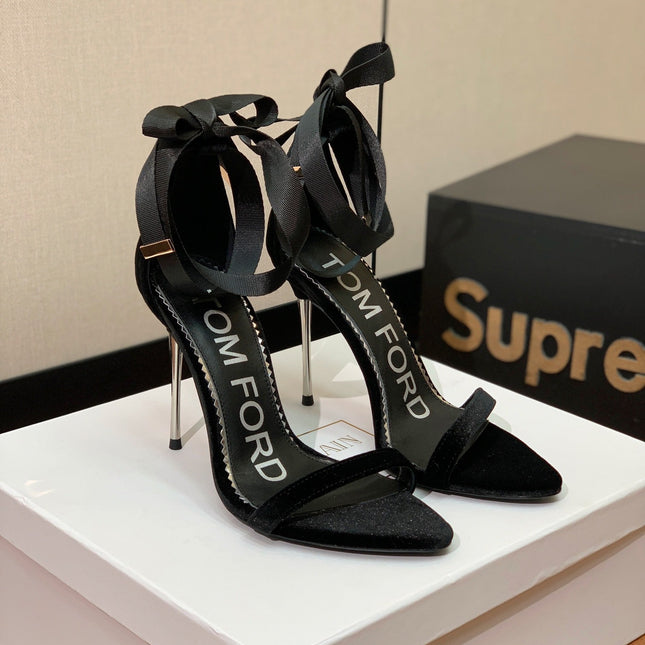 ANKLE SANDAL 10 CM IN BLACK VELVET AND SILK