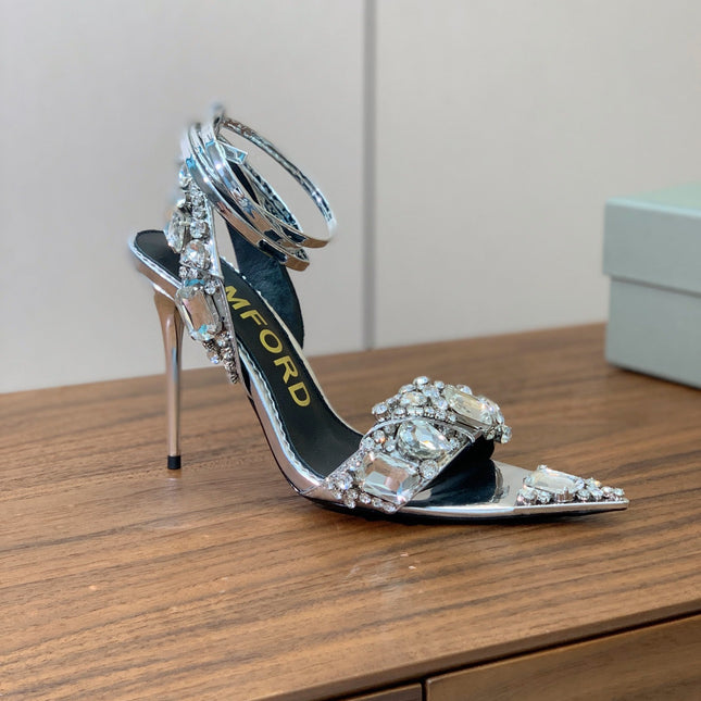 CRYSTAL HIGH HEELS IN SILVER ZP METALLIC PATENT LEATHER