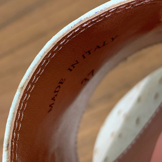 FLAT SLIPPERS IN CREAM WHITE LAMBSKIN OSTRICH SKIN