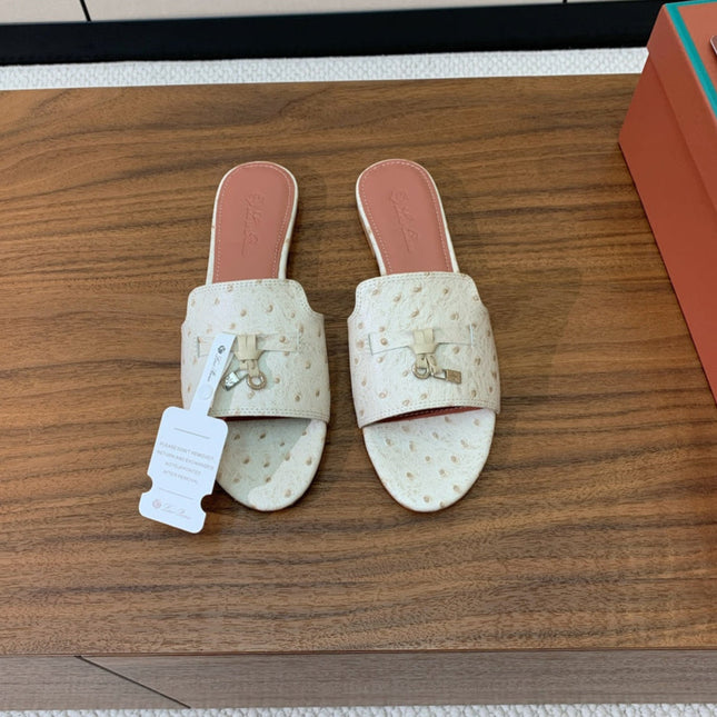 FLAT SLIPPERS IN CREAM WHITE LAMBSKIN OSTRICH SKIN