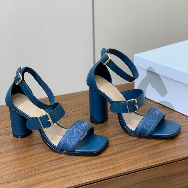 THREE-STRAP HIGH-HEELED EMBROIDERED SANDALS NAVY BLUE