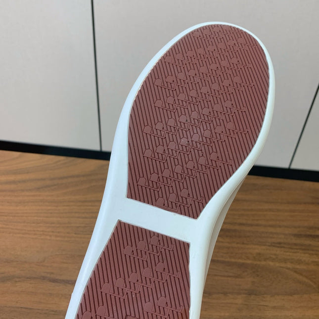 LP SNEAKERS IN SLATE GREY CALFSKIN WHITE SOLE