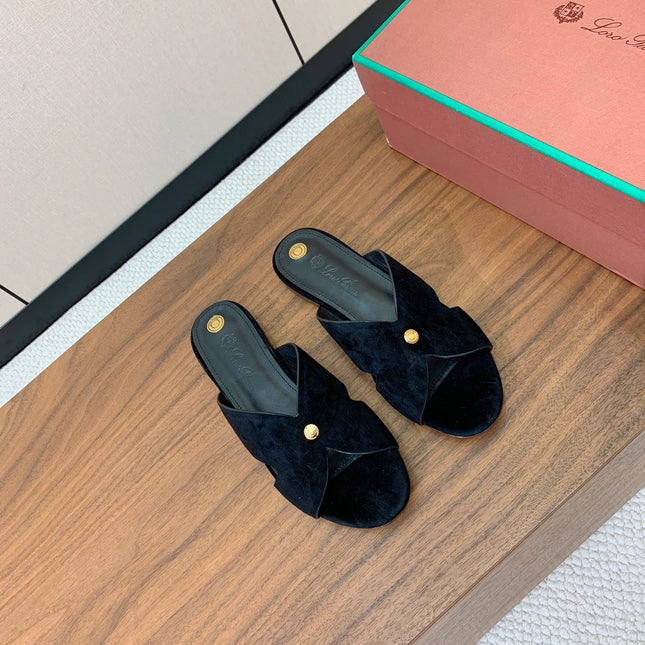 FLAT SLIPPERS IN BLACK SUEDE