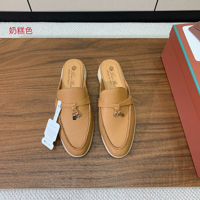 LP FLAT MULES 25S IN BROWN LAMBSKIN WITH SILVER HARDWARE