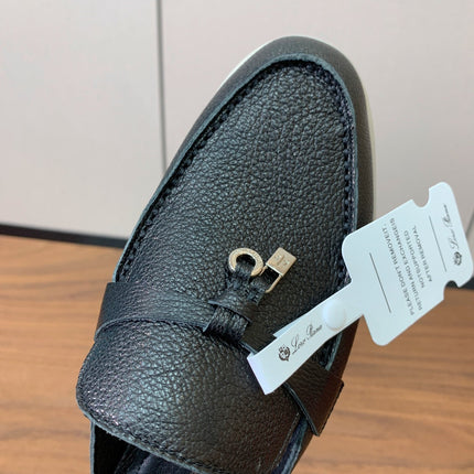 LP FLAT MULES 25S IN BLACK LAMBSKIN WITH SILVER HARDWARE