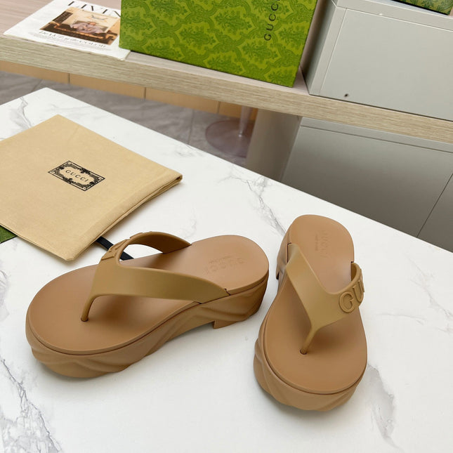 THONG PLATFORM IN CIDER BROWN IMPORTED TPU