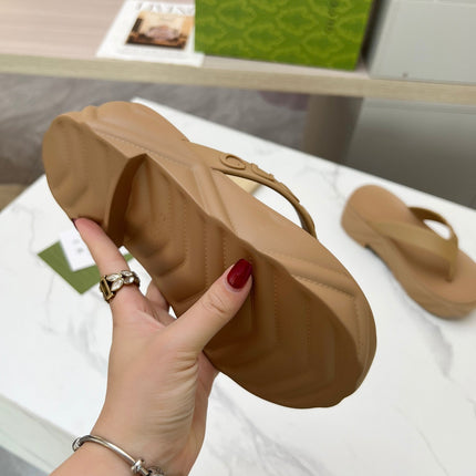 THONG PLATFORM IN CIDER BROWN IMPORTED TPU