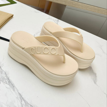THONG PLATFORM 5 CM IN BEIGE CREAM IMPORTED TPU