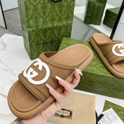 PLATFORM SLIPPERS IN PEANUT BROWN IMPORTED TPU