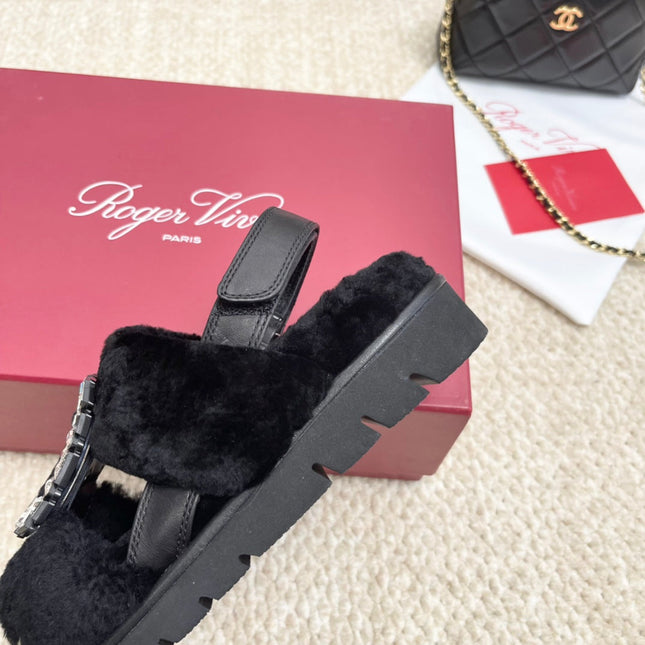 VIV' WINTER FUR STRASS BUCKLE SANDALS IN BLACK SHEEPSKIN