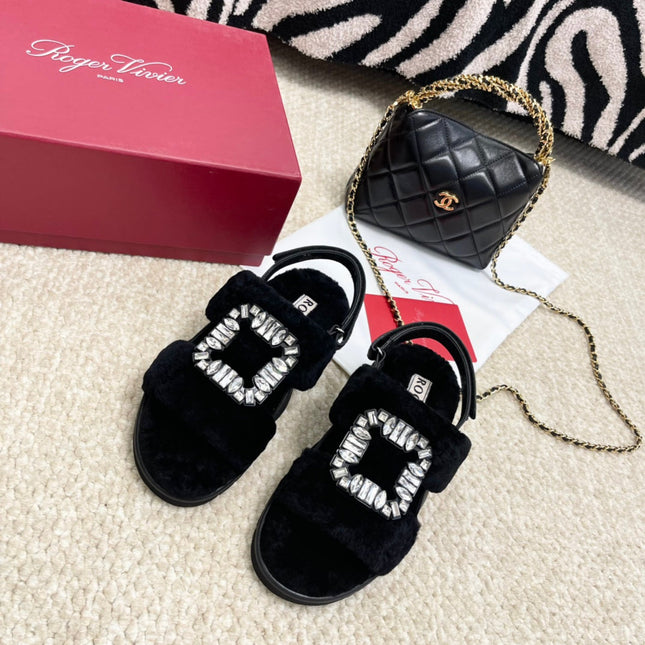 VIV' WINTER FUR STRASS BUCKLE SANDALS IN BLACK SHEEPSKIN