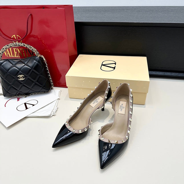 VLTN ROCKSTUD HEELS 25S 60 MM IN BLACK GLOSSY LEATHER