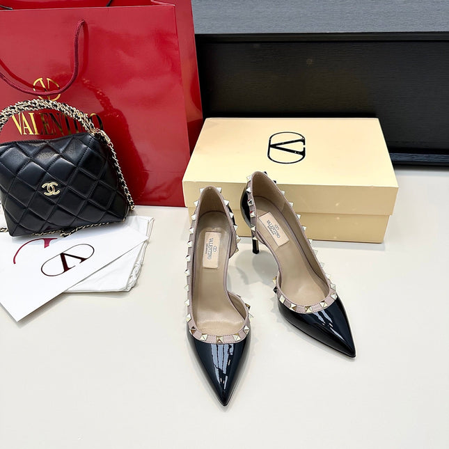 VLTN ROCKSTUD HEELS 25S 85 MM IN BLACK GLOSSY LEATHER